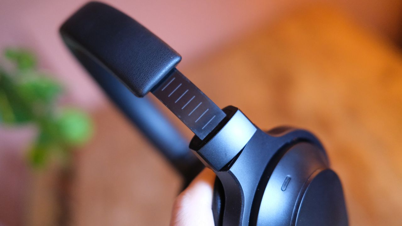 Razer Barracuda V2 Pro headset review