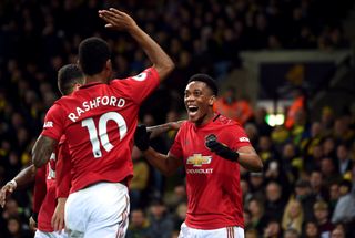 Manchester United hit form at Norwich