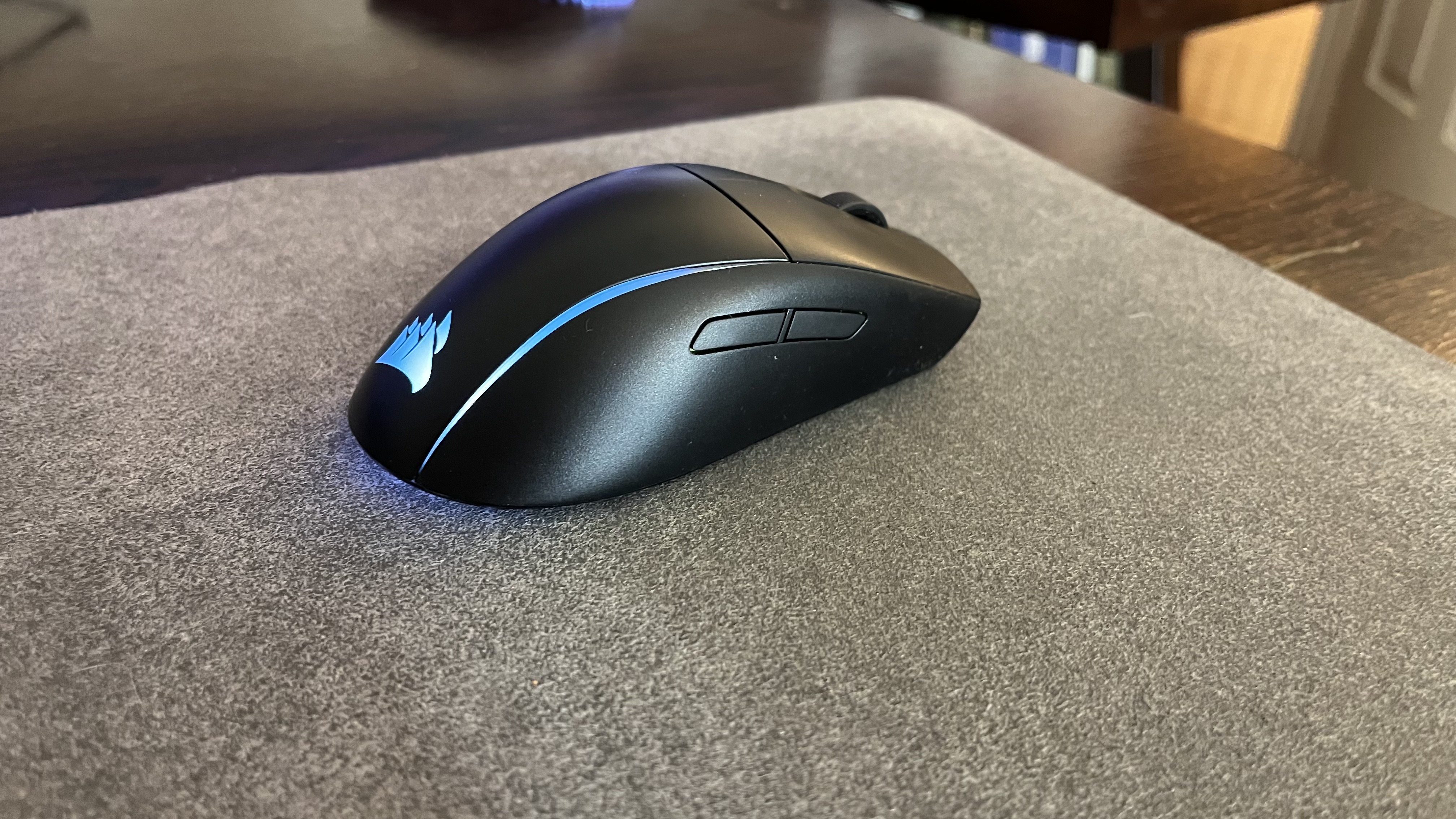 Corsair M75 gaming mouse in action