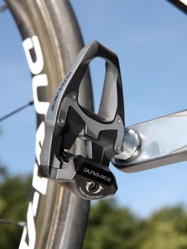Tejay Van Garderen (HTC-Highroad) puts the power down through a set of carbon Shimano Dura-Ace PD-7900 pedals.