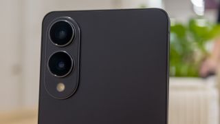 The Galaxy S25 Edge camera sensors