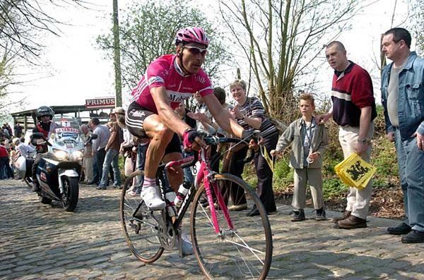 Erik Zabel (T-Mobile) had a great ride for fourth