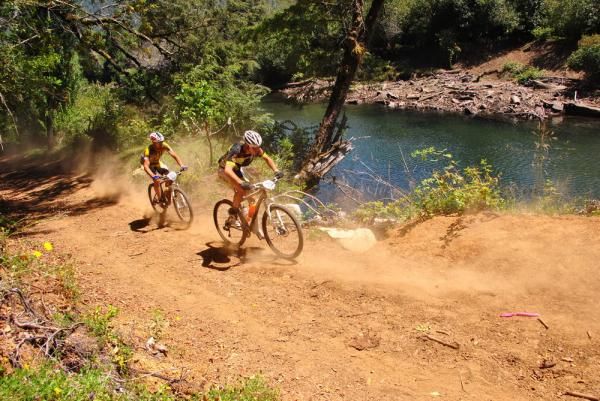 Jan Dams leads Alessandro Venturelli
