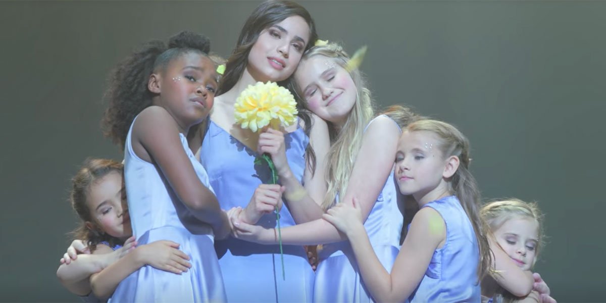 Sofia Carson and the other young women in Netflix&#039;s Feel The Beat