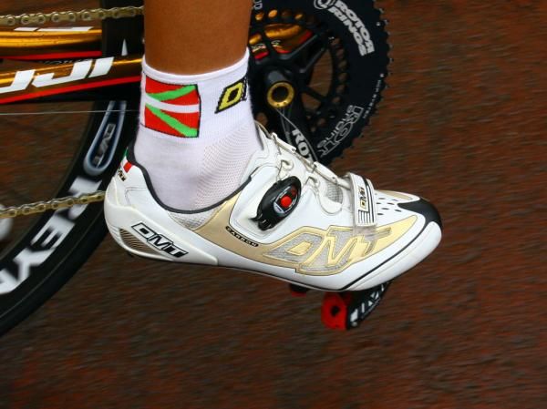 Footon-Servetto's gold DMT Prisma shoes aren't custom-made for the team but the gold coloring is still hard to miss.