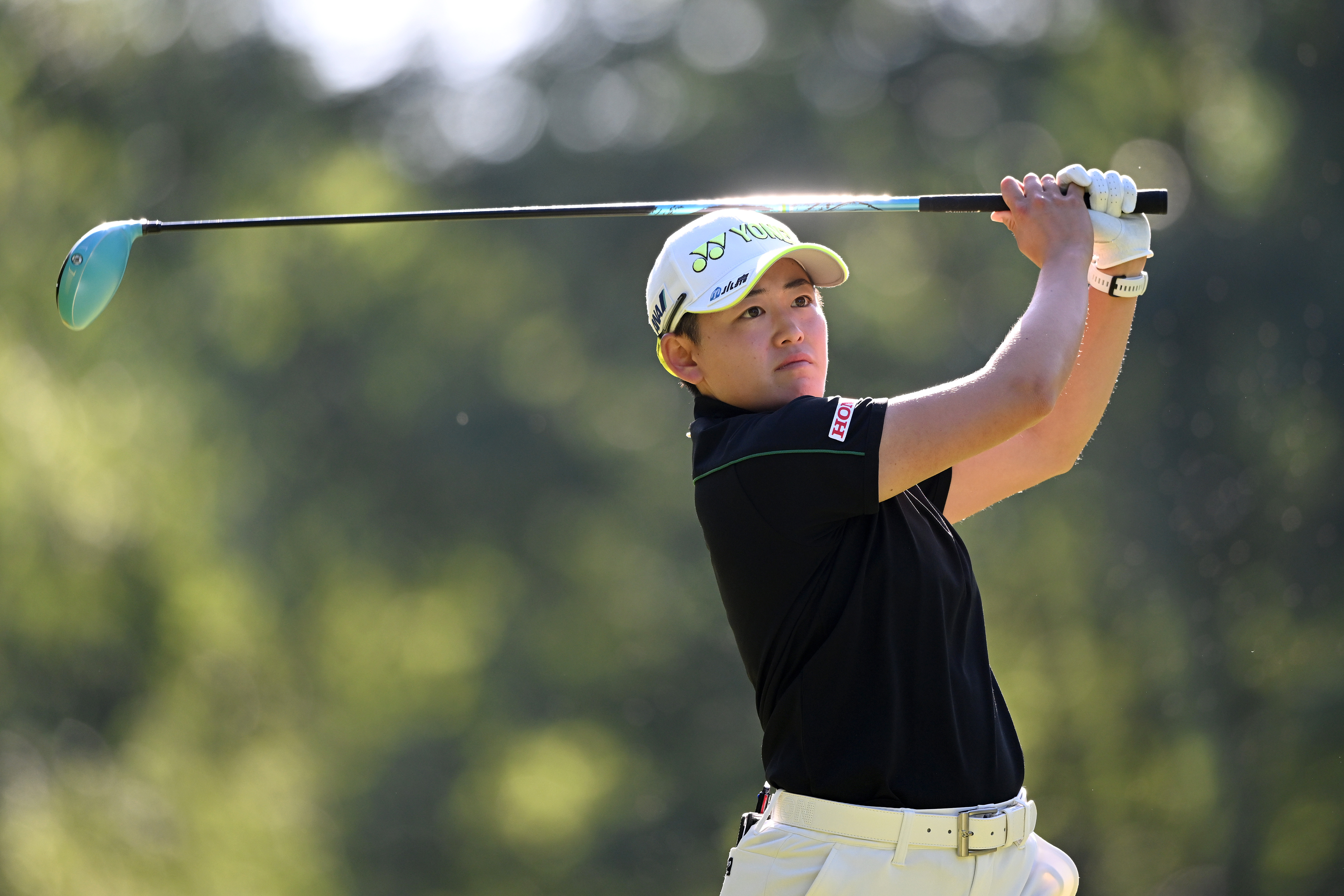 Akie Iwai hits driver during the 2025 Amundi Evian Championship