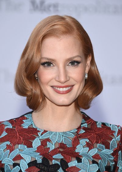 Hair, Face, Hairstyle, Blond, Eyebrow, Lip, Chin, Beauty, Brown hair, Shoulder,