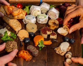 vegan cheese board from Tyne Chease on TheVeganKind supermarket