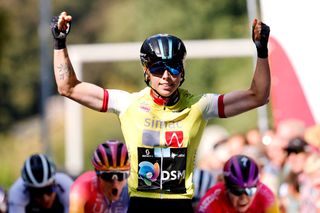 Stage 2 - Lorena Wiebes claims second consecutive victory on stage 2 at Simac Ladies Tour