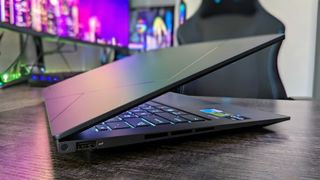 Image of the ASUS Zenbook 14X OLED (UX3404).