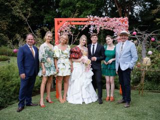 Mackenzie Hargreaves and Hendrix Greyson with their wedding guests
