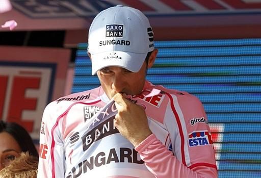 Alberto Contador (Saxo Bank Sungard) in pink
