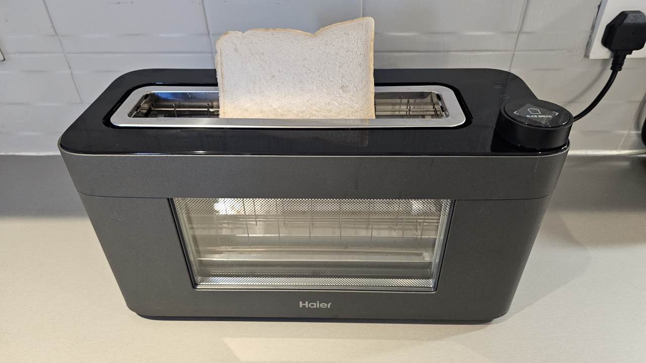 Haier I-Master Series 7 Wi-Fi Glass Toaster