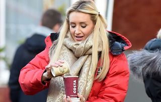 Coronation Street filming shot of Catherine Tyldesley drinking a Costa