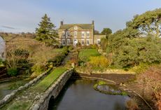 Pond House in Aislaby