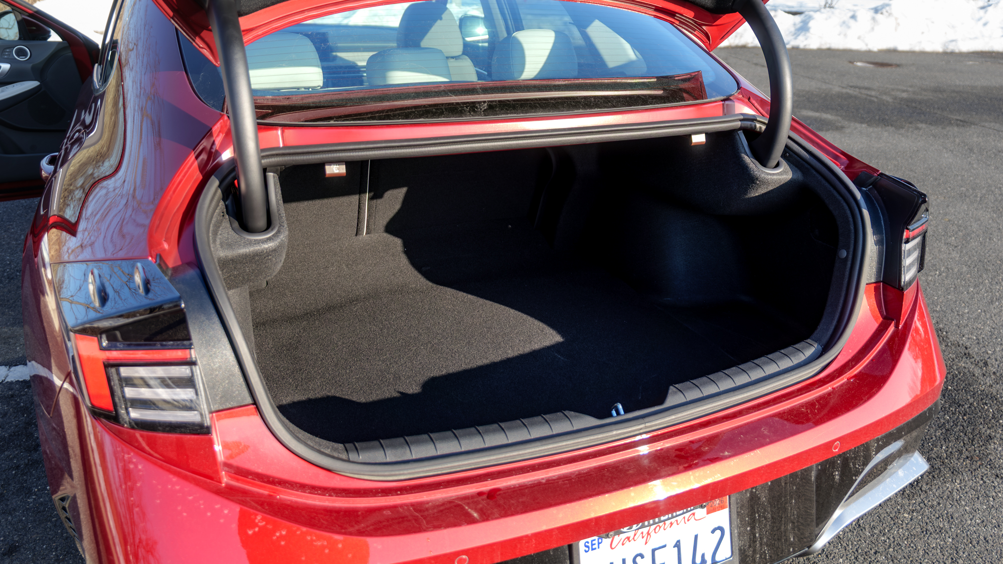 2026 Hyundai Sonata Hybrid review.