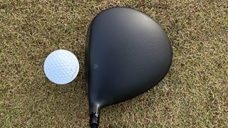 Photo of the Srixon ZXi Driver in the playing position