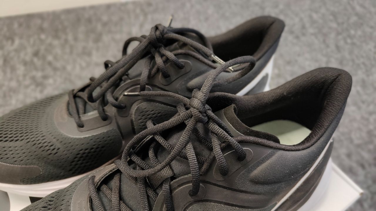 Lululemon Blissfeel women's running shoes