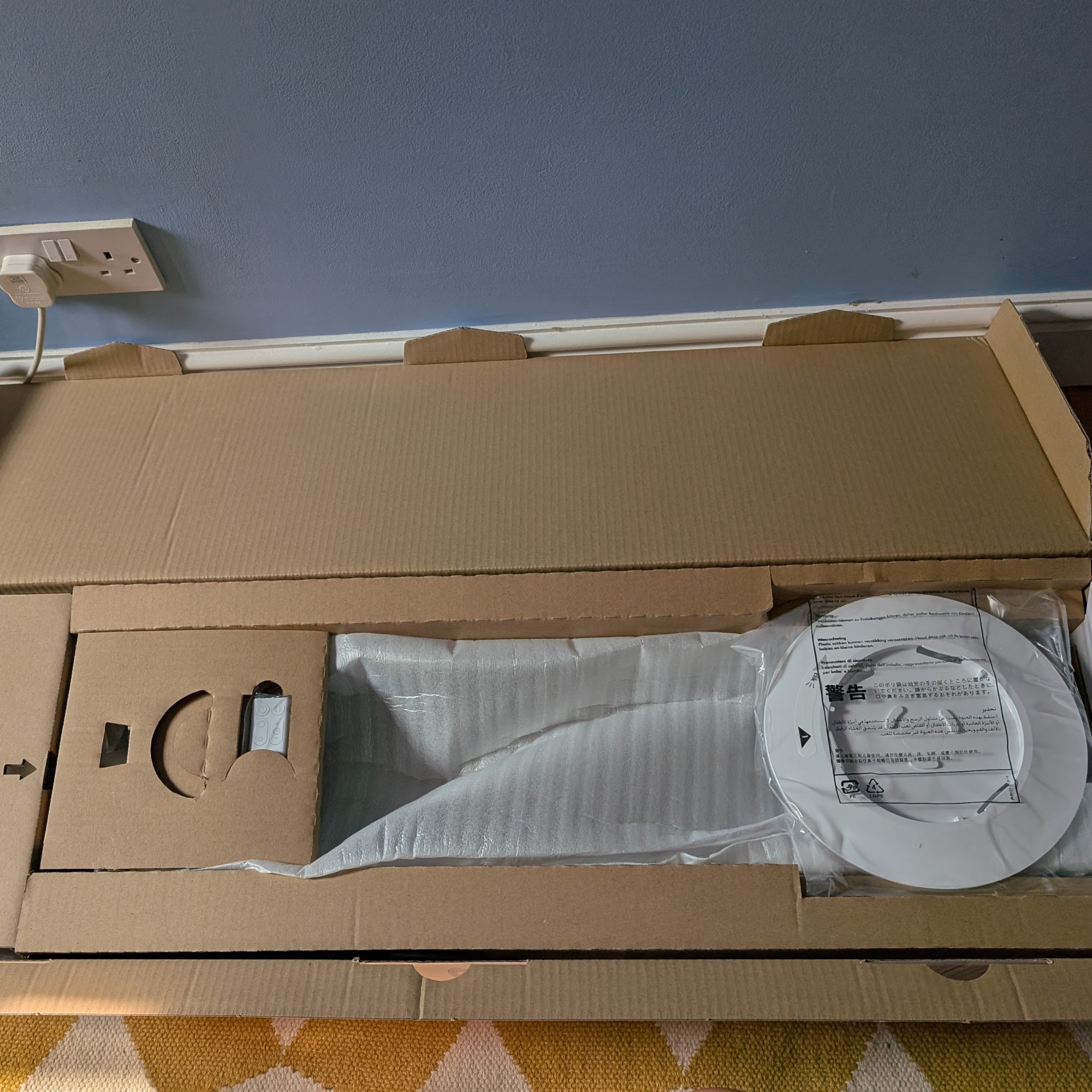 Dyson Cool AM07 Tower Fan in home testing