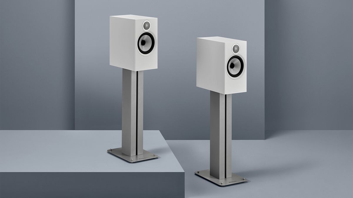 Standmount speakers: Bowers &amp; Wilkins 606 S3
