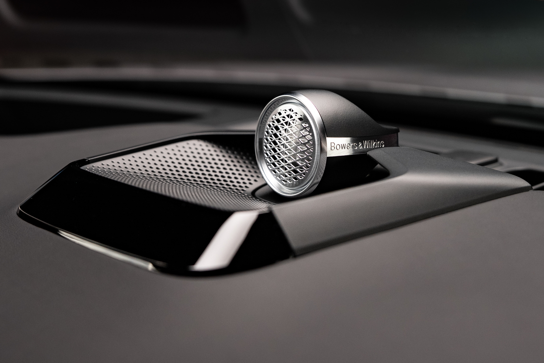 Images of the sleek new Volvo ES90