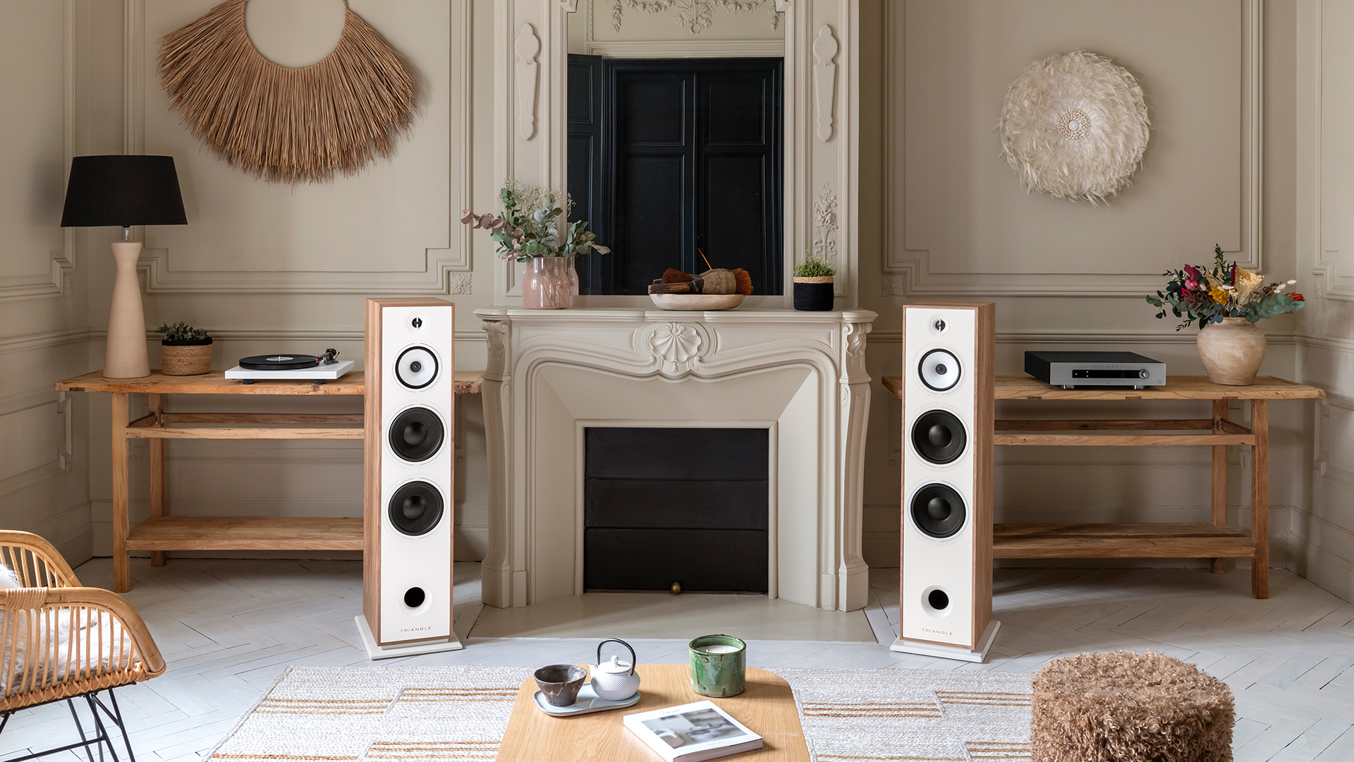 Triangle Borea BR10 floorstanding speakers