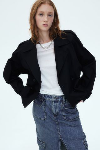 model wers cropped black pea coat