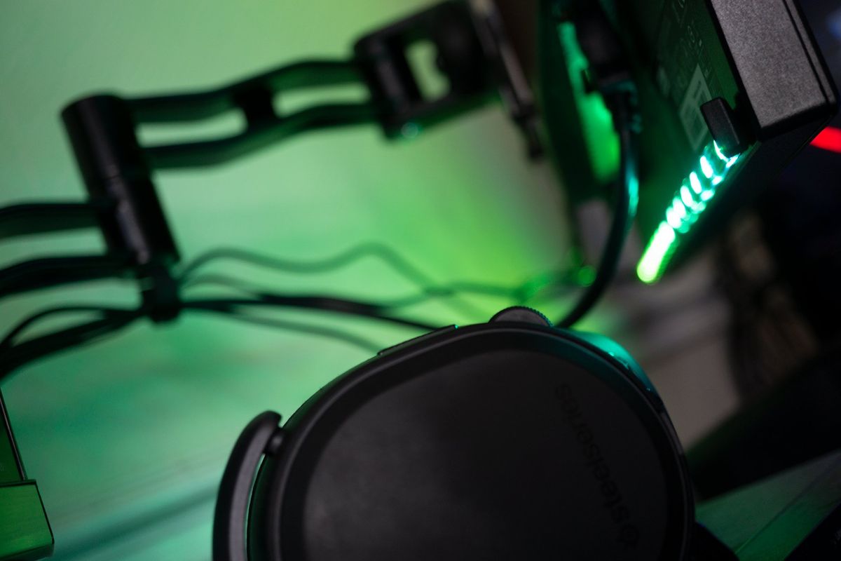 NZXT HUE 2 Ambient