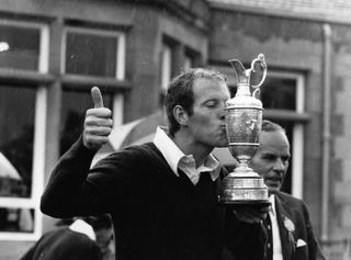 1973 - Tom Weiskopf - 276 (-12)