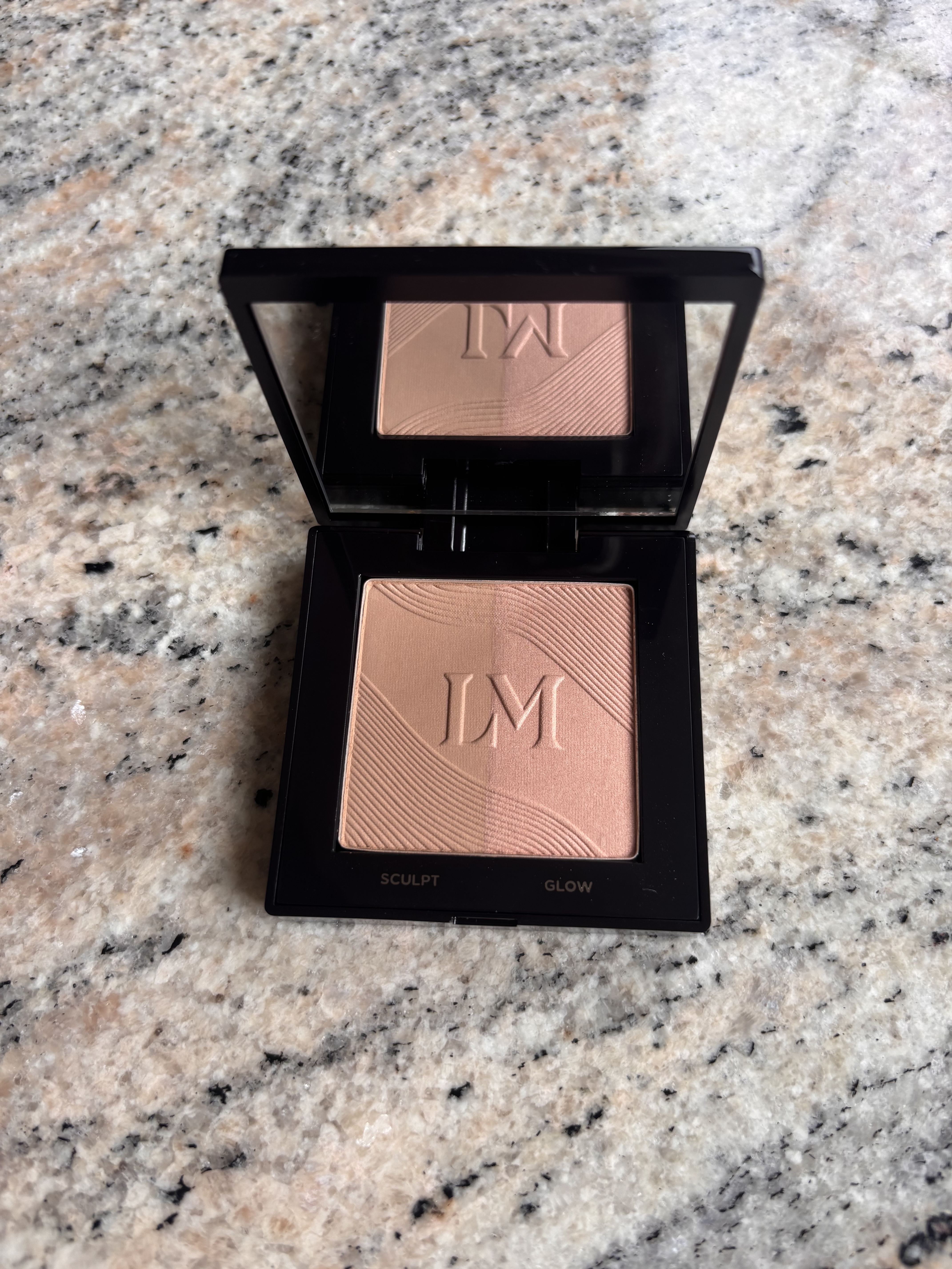 laura mercier bronzer