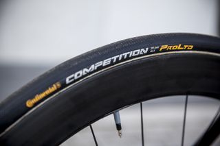 best road bike wheels: a tubular tire on a rim