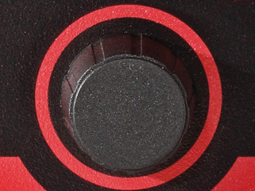 Presets are selected and parameters adjusted using this central 'endless' dial.