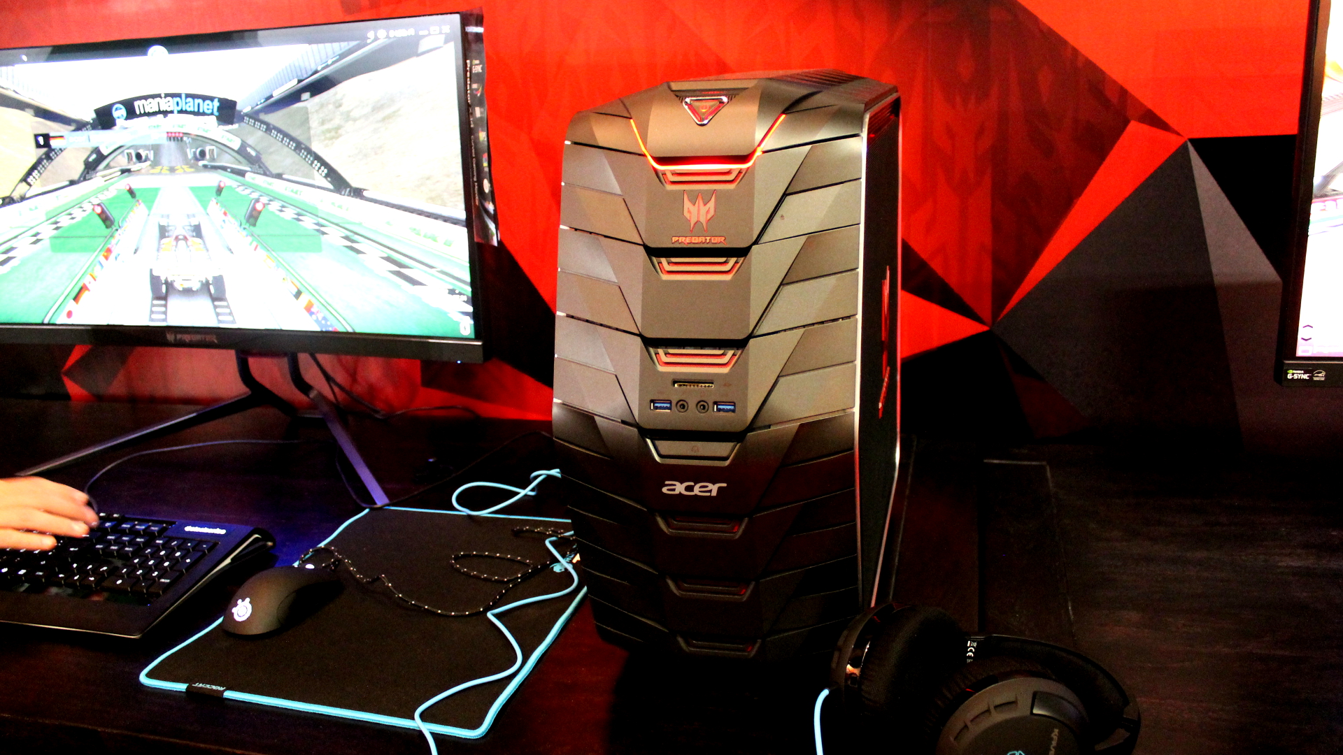 Gaming 6. Acer Predator 2013 ЗС. Acer Predator 2013 PC. Acer Predator Planet. Acer компьютер игровой мало весит.