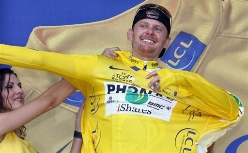 Floyd Landis (Phonak) is the maillot jaune again