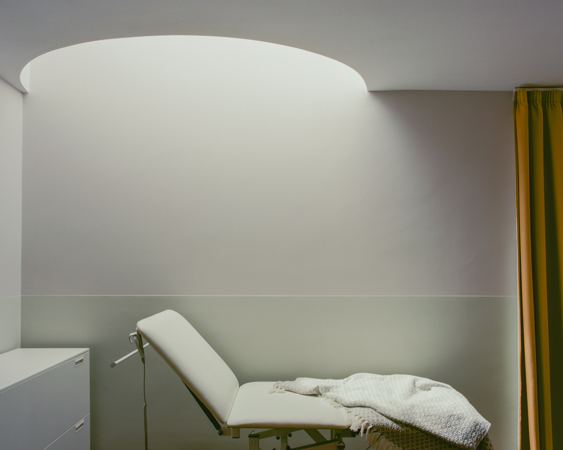 Adam Richards Architects' wellness centre St. Raphael's at Mayfield School, East Sussex