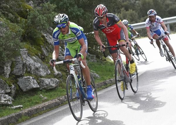 Roman Kreuziger powers to the stage win with Chris Horner hot on his heels.
