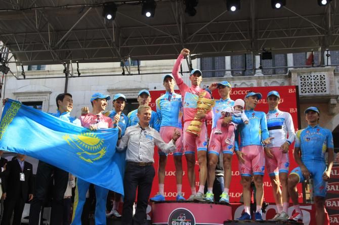 Astana and Nibali celebrate their Giro d'Italia win