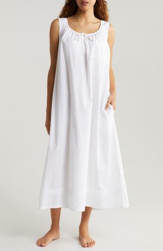 Classic Sleeveless Nightgown