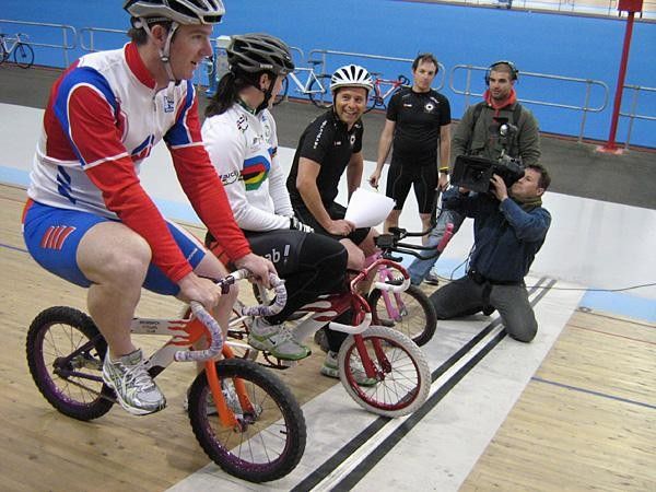 Ryan Bayley and Anna Meares prepare to race