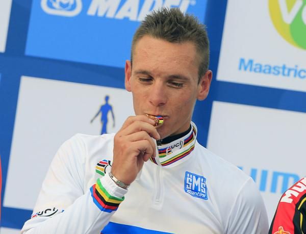 Philippe Gilbert (Belgium) with his world championship gold medal.