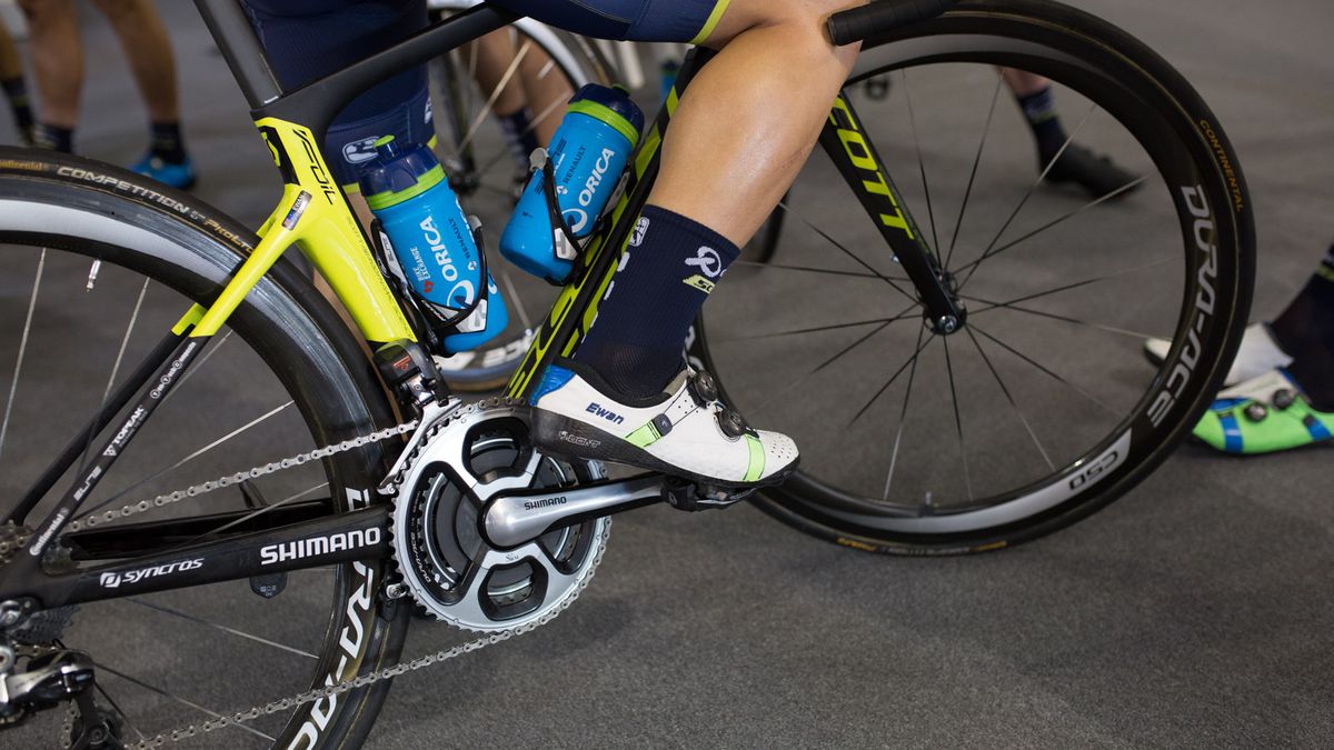 Caleb Ewan had a pretty Schmick pair of custom Bont Vaypor S shoes