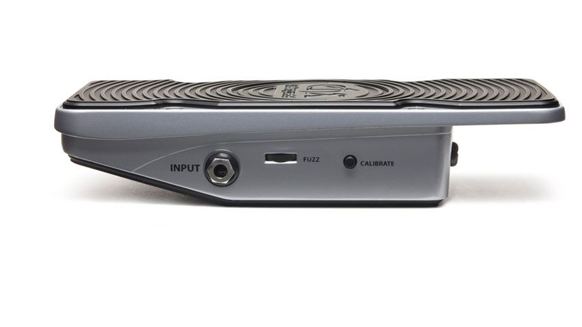 Fade in some fuzz with a side-mounted scroll wheel.