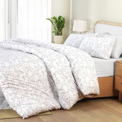 Utopia Bedding Set