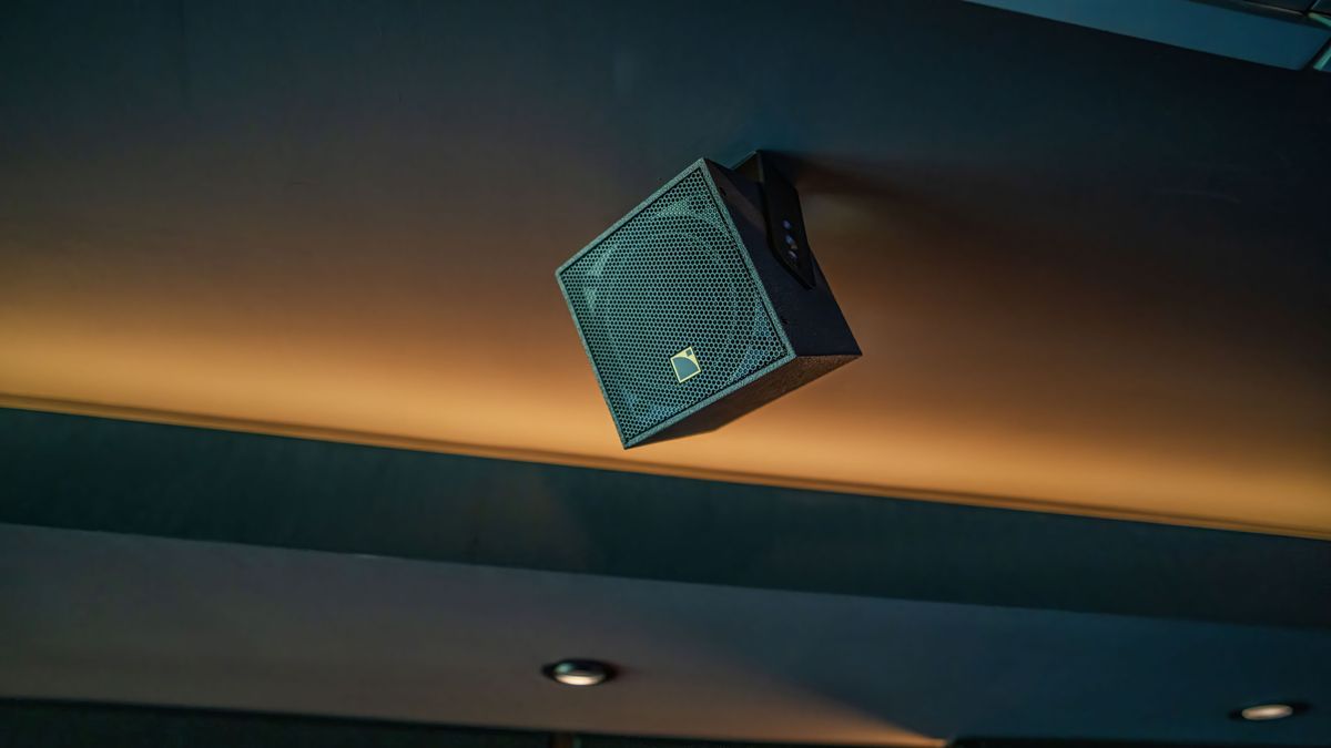 L-Acoustics X4i speaker in Westminster townhouse home theater