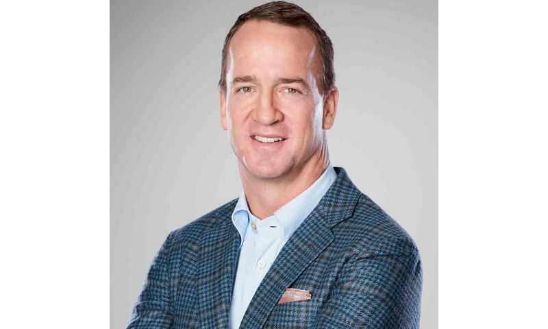 Peyton Manning, host of &#039;Capital One College Bowl&#039;