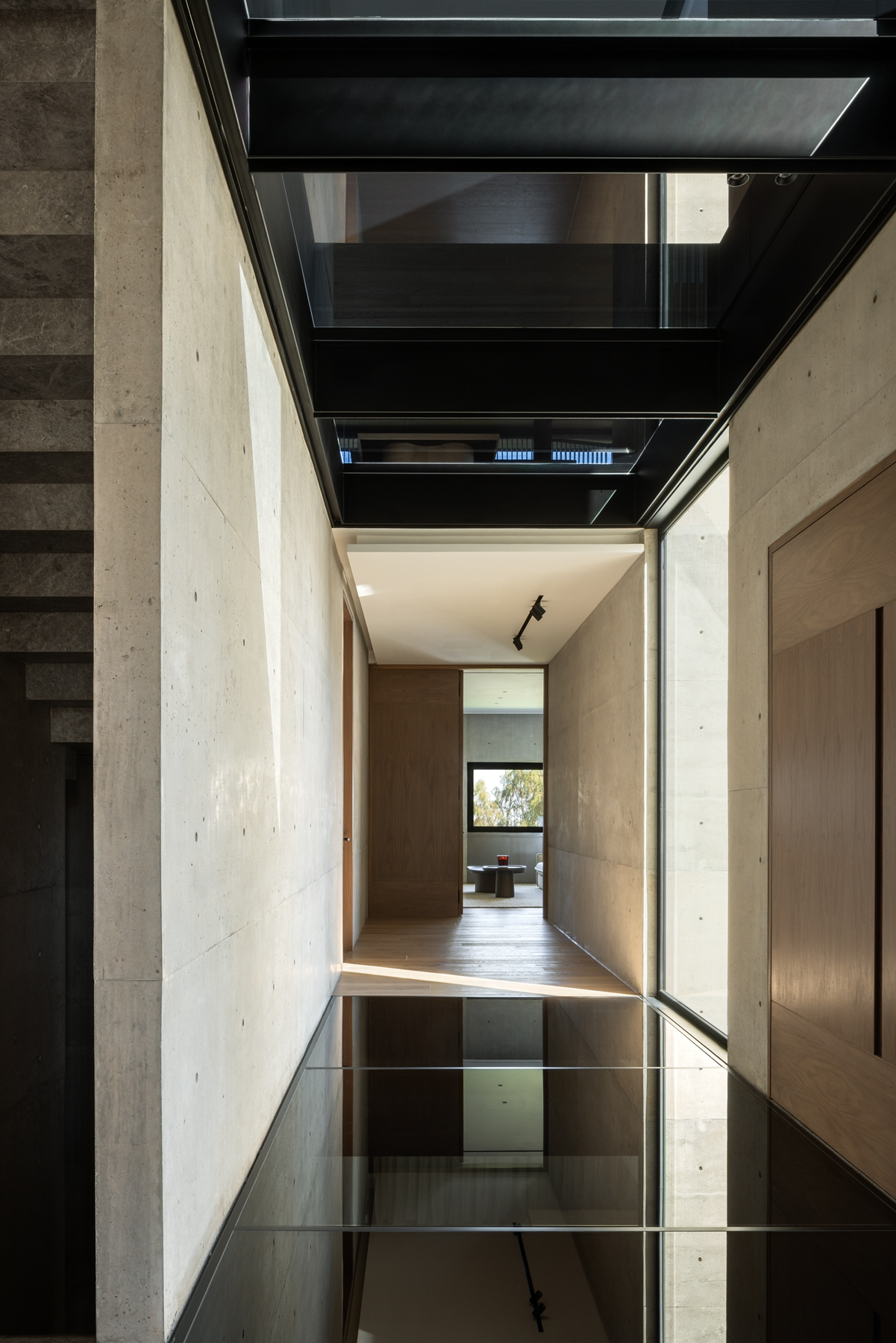 Casa Ailes in Mexico City Jaime Guzma&amp;#769;n Creative Group