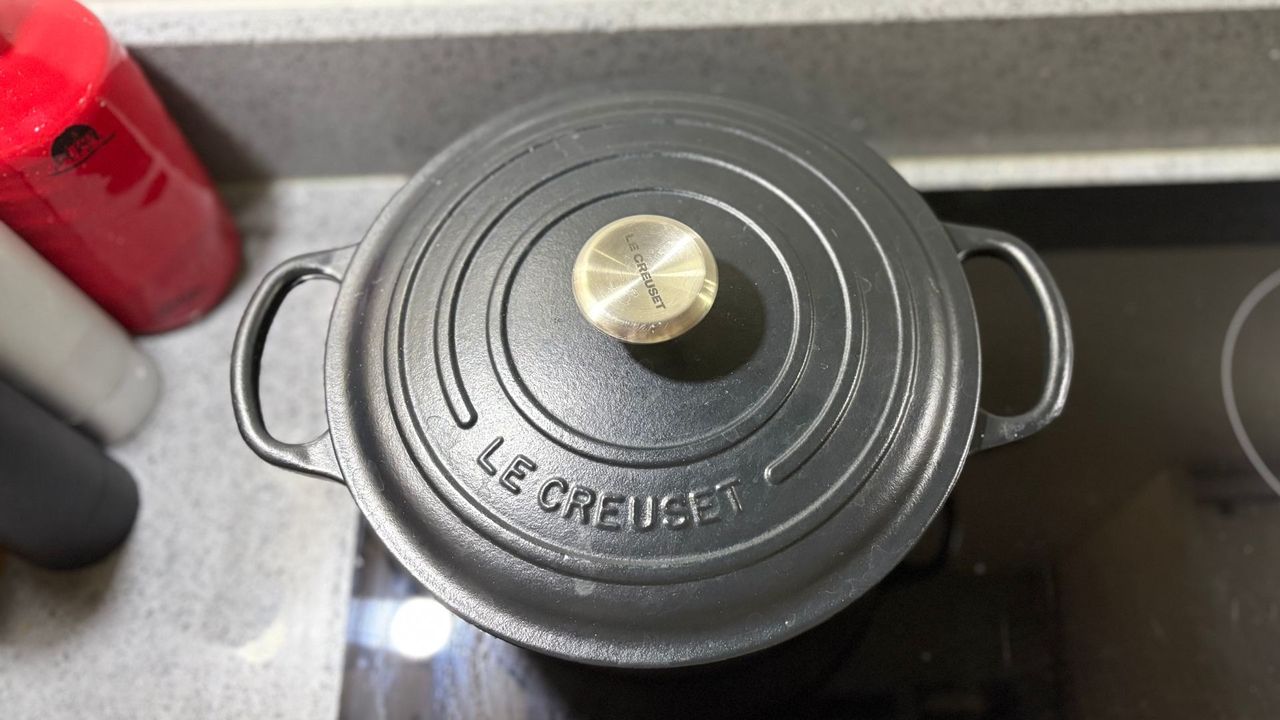 Le Creuset Round Casserole DIsh
