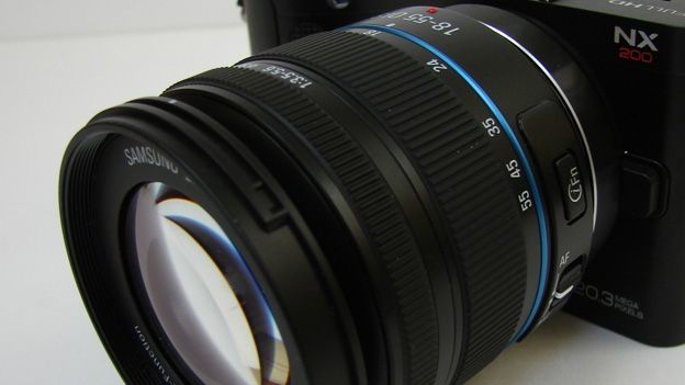 Samsung NX200