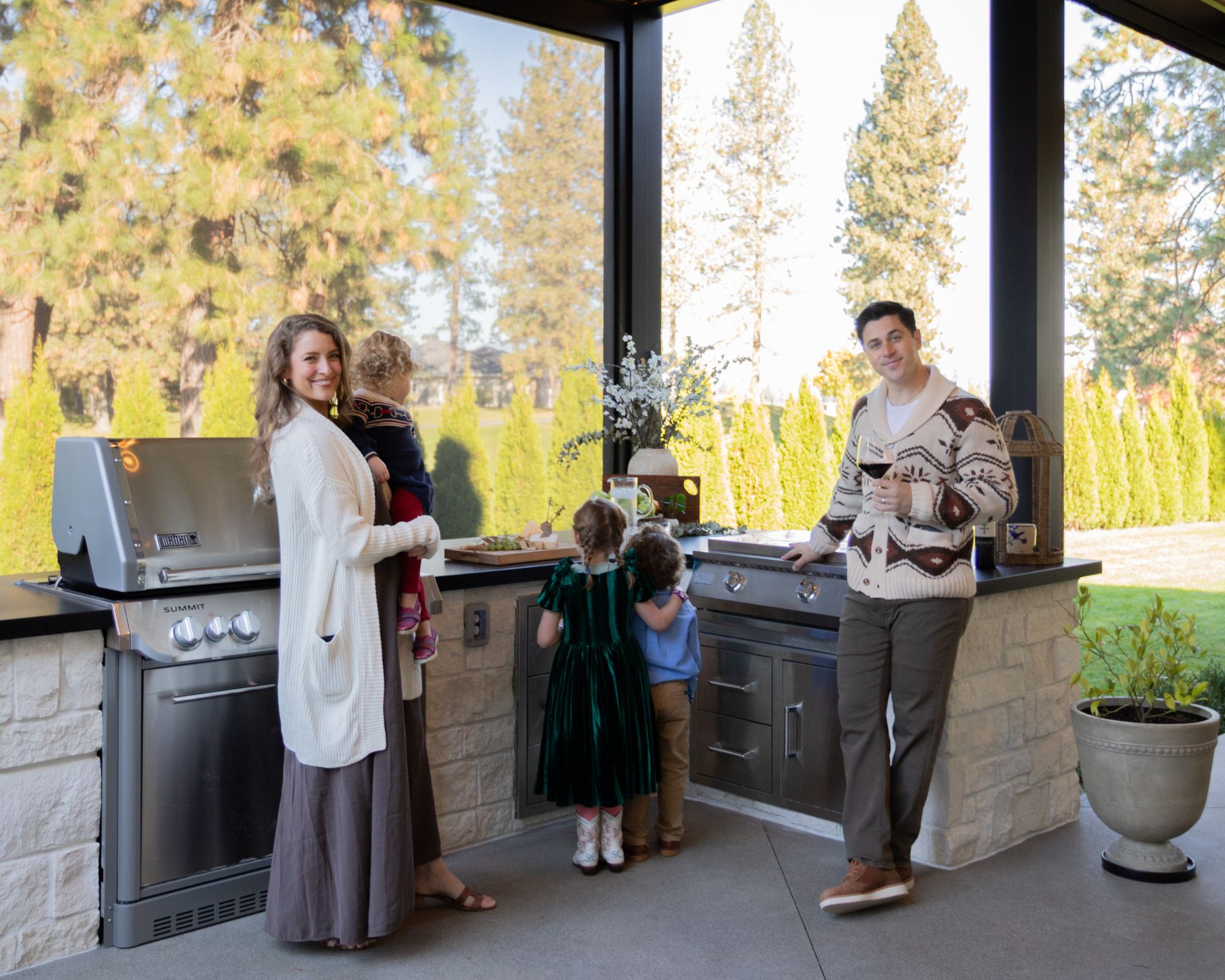 David Henrie pergola