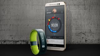 HTC Grip launches: a smart bangle with GPS built right in